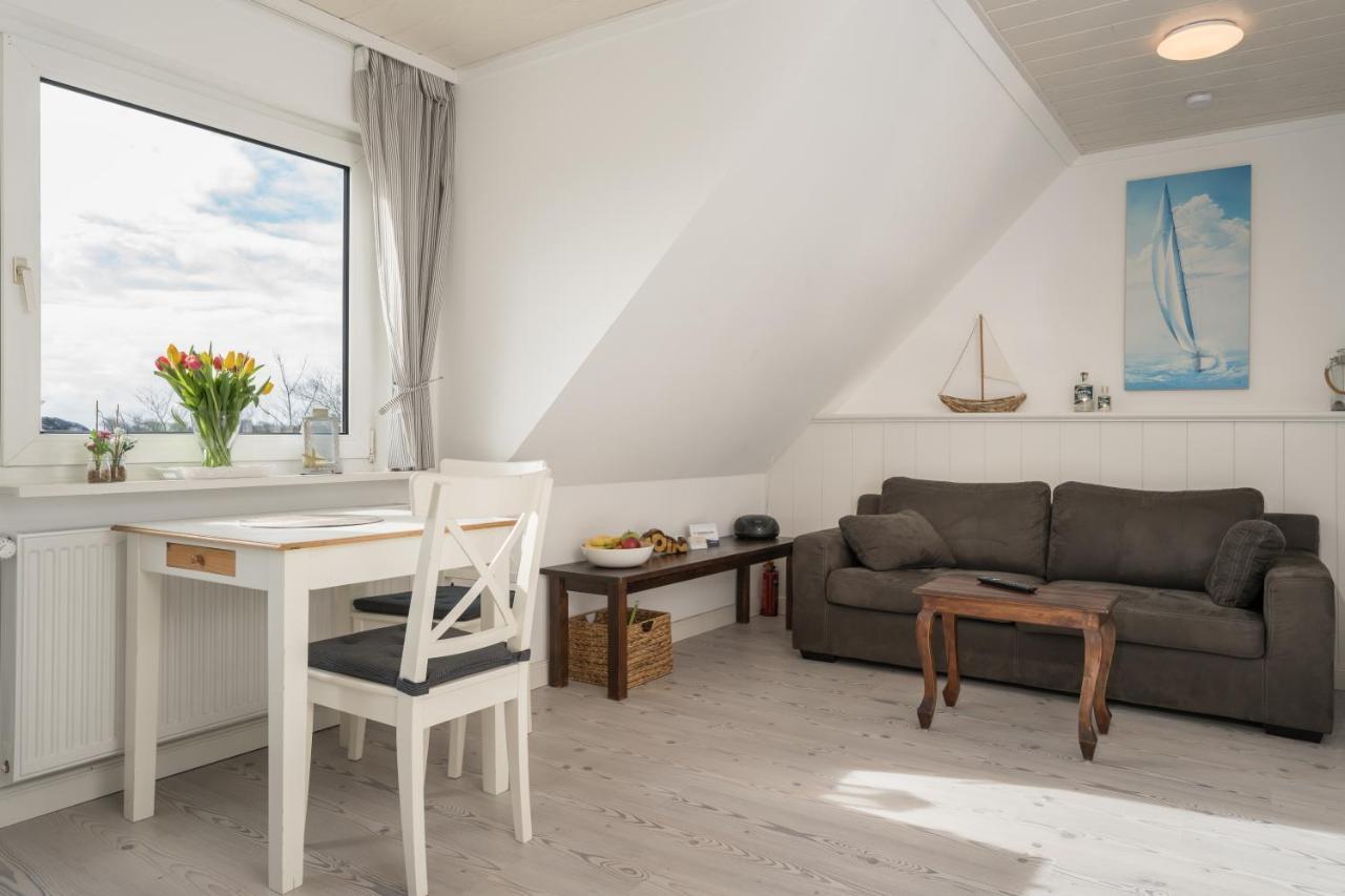 Haus Schau Ins Land Nah An Der Nordsee Apartment Emmelsbull-Horsbull